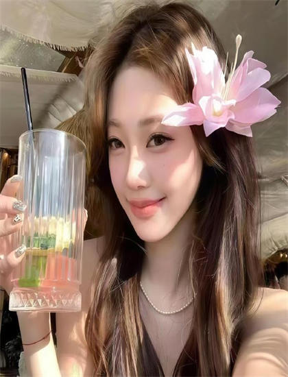 骚媳淫公欲仙欲死HD_俄罗斯姑娘免费观看电视剧_麻豆一吉视传媒短视频