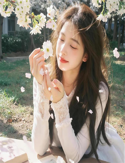 久久小说免费网_神马影院手机影院在线_老板的女人